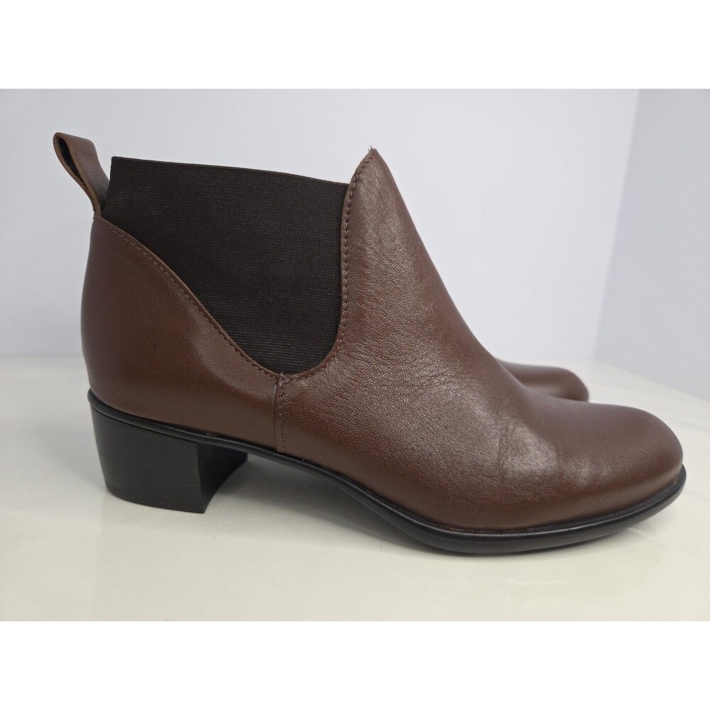 Munro Womens Shari Chelsea Boot Size 7 Brown Leather Block Heel NWOB Made In USA
